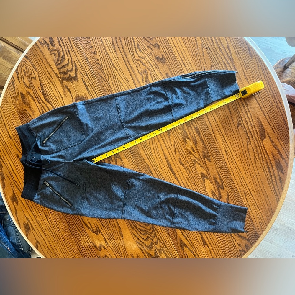 Women Gray Jogger Pants, like new